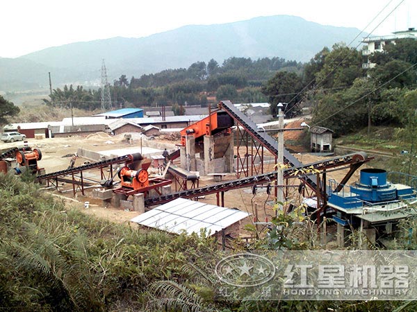 鵝卵石制砂生產線客戶現場